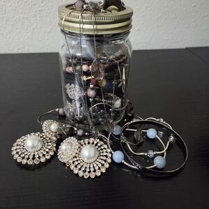Mystery Jewelry Jar 16oz Wearable Lot Necklaces Bracelets Earrings Rings Pendant